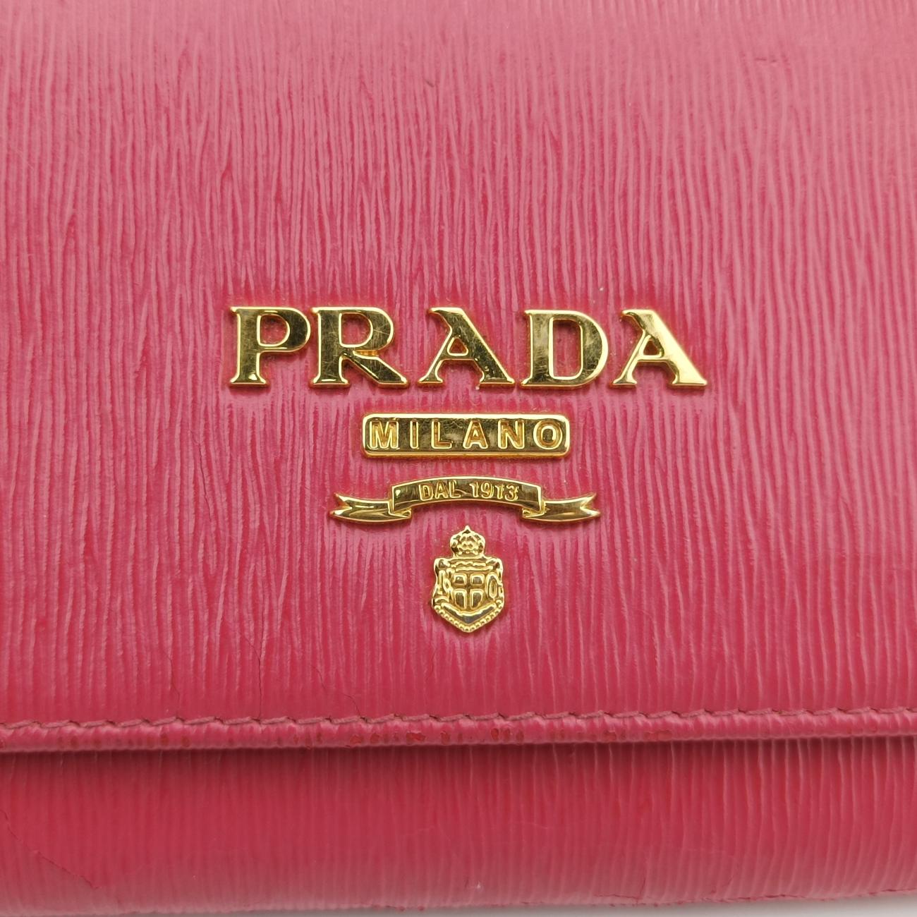 Metal Wallet on Chain Cornflower ClutchPinkSaffiano Leather1MT290165メタル ウォレット オン チェーン コーンフラワー クラッチピンクサフィアーノレザー1MT290165
