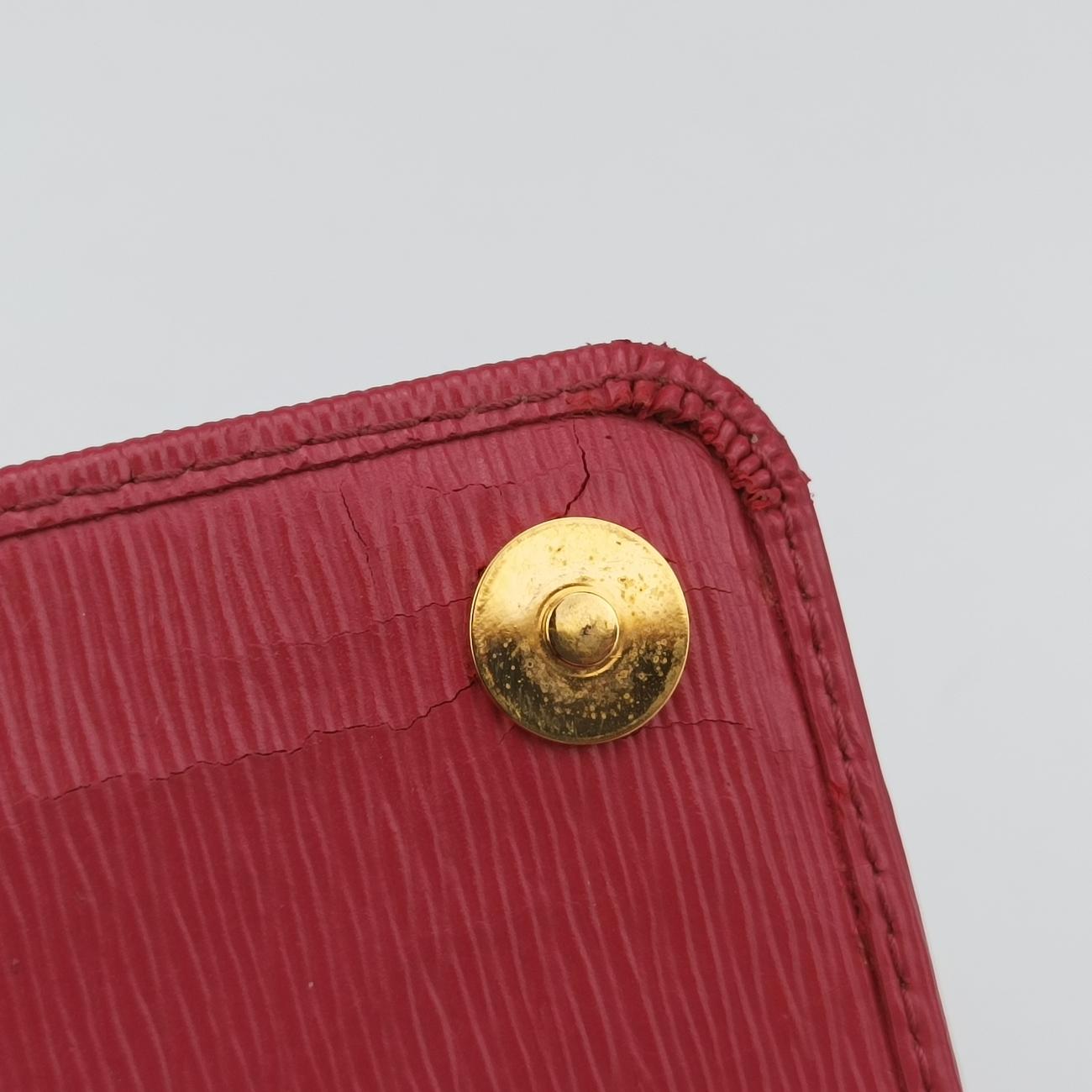 Metal Wallet on Chain Cornflower ClutchPinkSaffiano Leather1MT290165メタル ウォレット オン チェーン コーンフラワー クラッチピンクサフィアーノレザー1MT290165