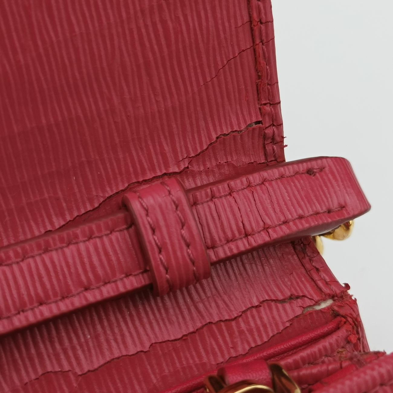 Metal Wallet on Chain Cornflower ClutchPinkSaffiano Leather1MT290165メタル ウォレット オン チェーン コーンフラワー クラッチピンクサフィアーノレザー1MT290165