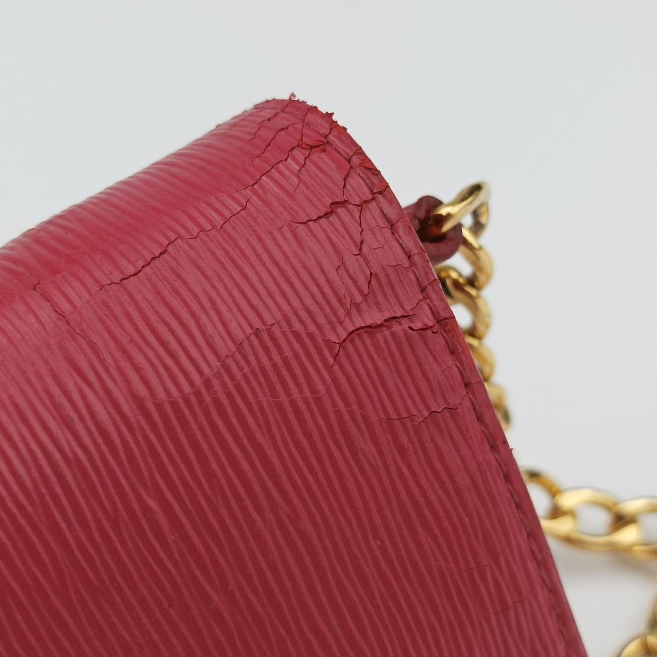 Metal Wallet on Chain Cornflower ClutchPinkSaffiano Leather1MT290165メタル ウォレット オン チェーン コーンフラワー クラッチピンクサフィアーノレザー1MT290165