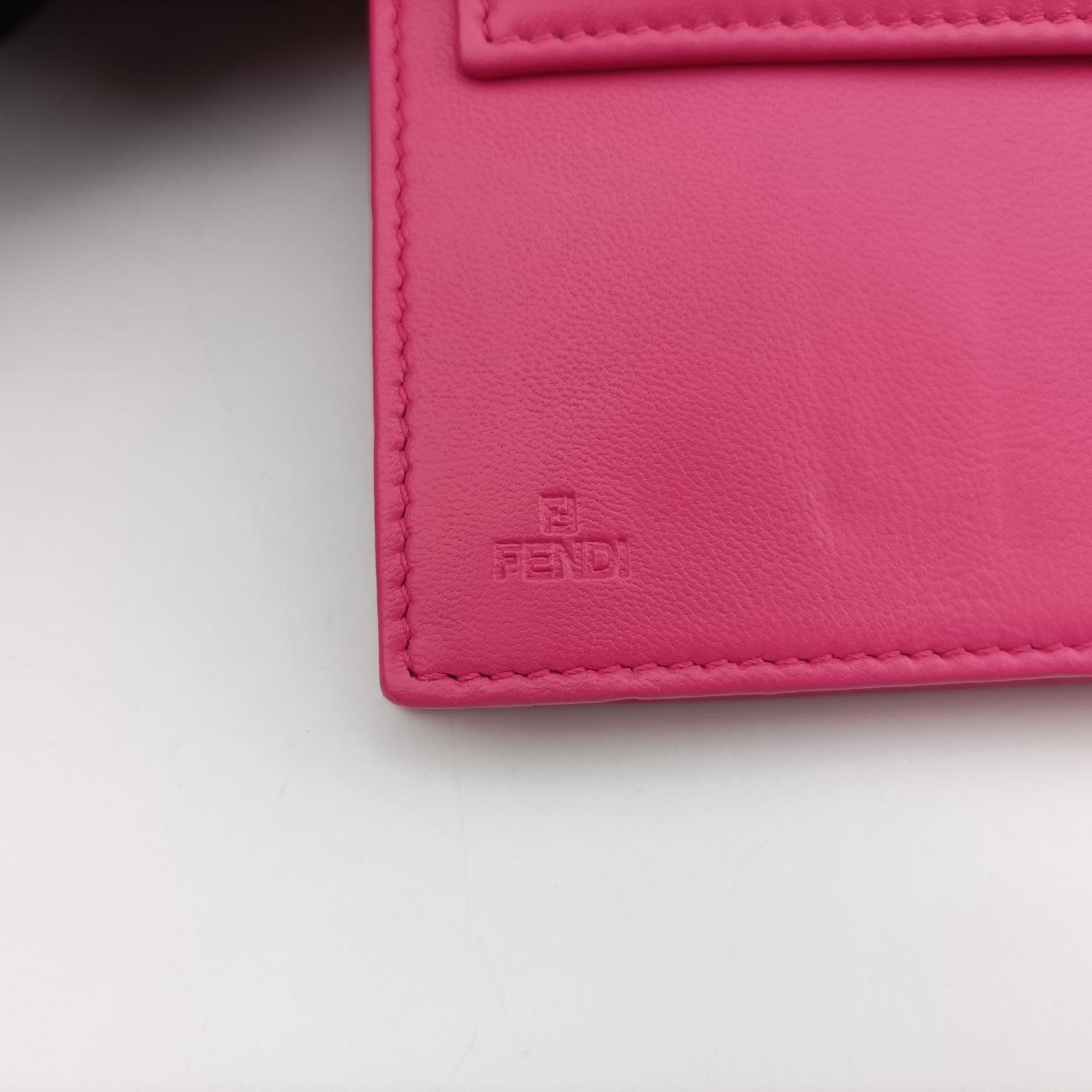 Embossed LogoPinkLeather8M02192401-8M0219-YMY-089エンボス ロゴピンクレザー8M02192401-8M0219-YMY-089