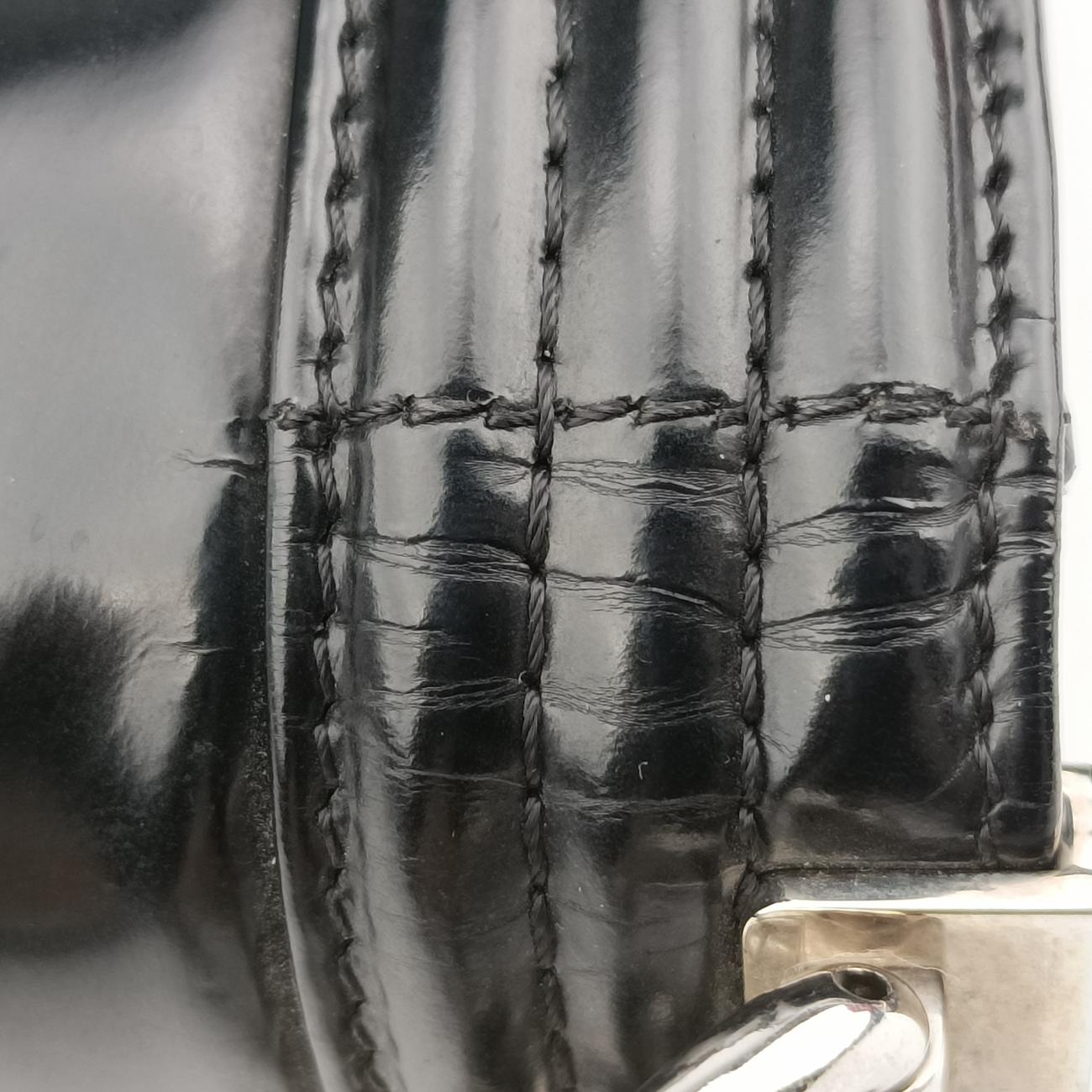 BOY CHANELBlackEnamelA6702116402593ボーイシャネルブラックエラメルA6702116402593
