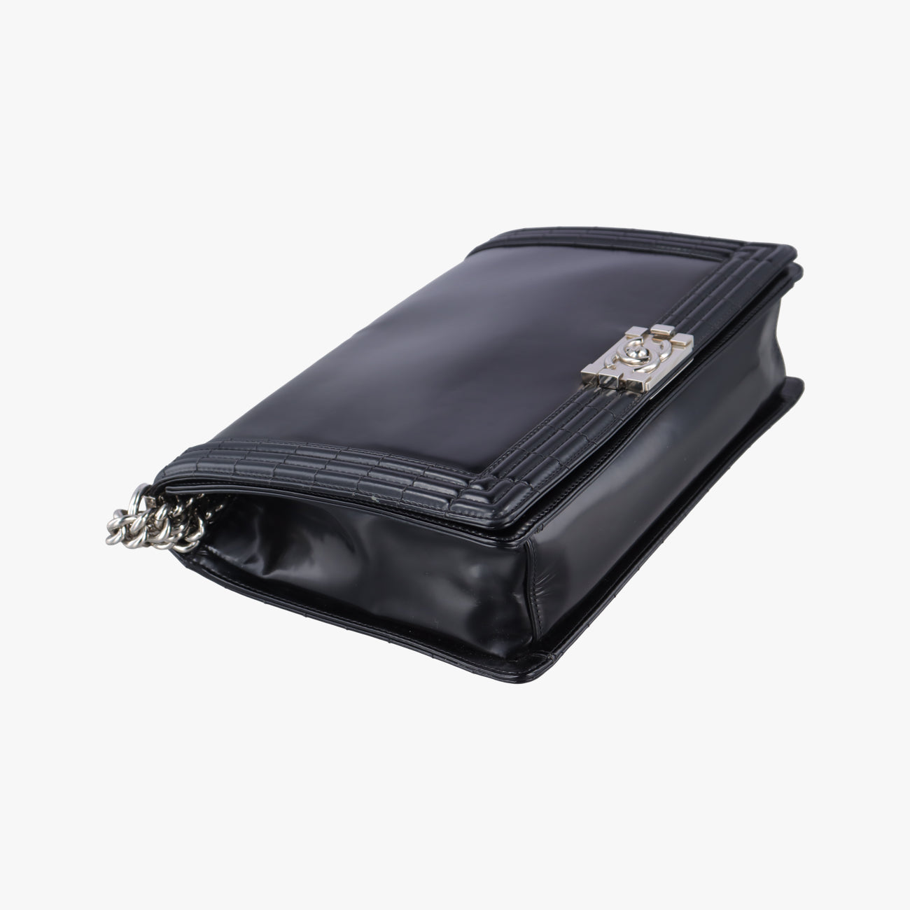 BOY CHANELBlackEnamelA6702116402593ボーイシャネルブラックエラメルA6702116402593
