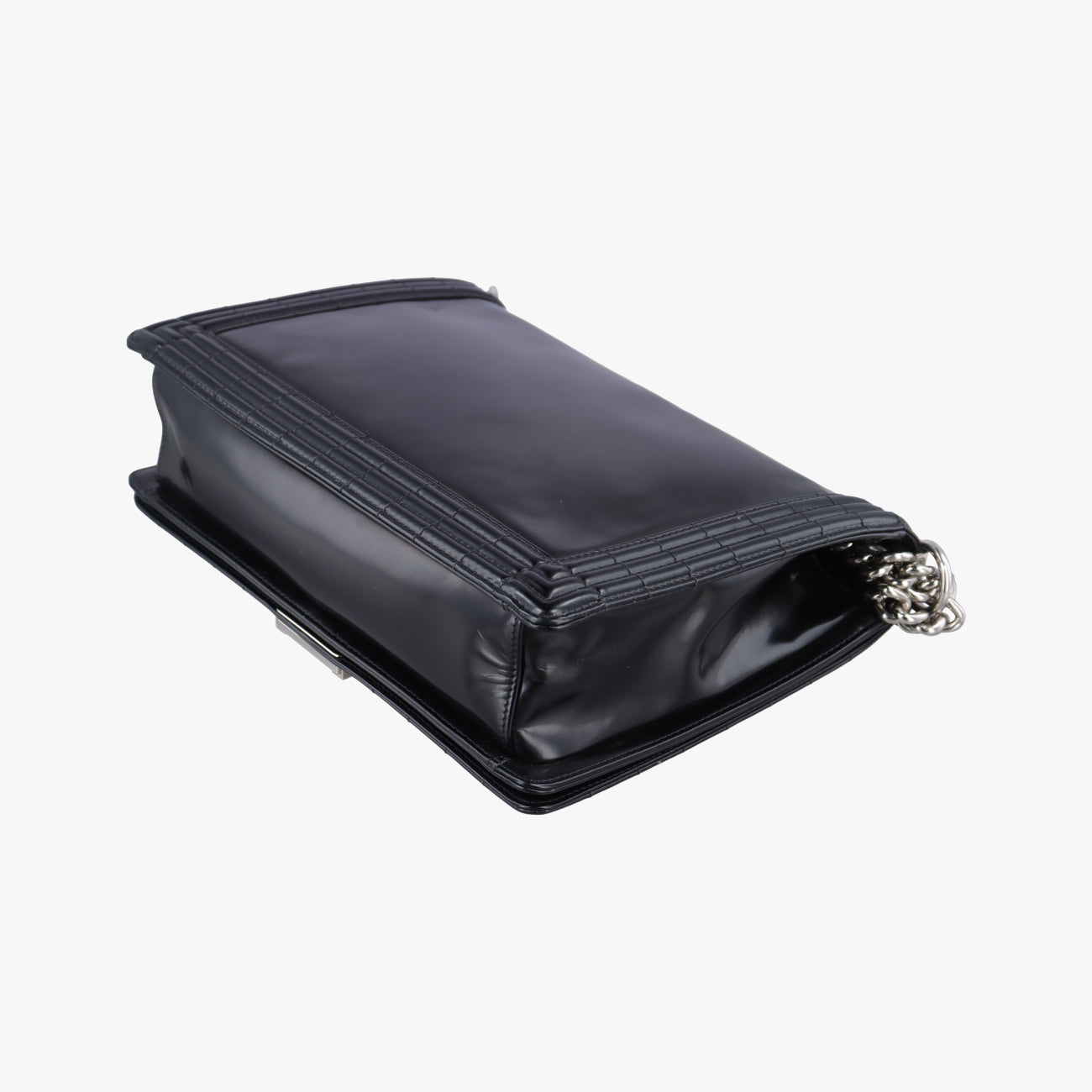 BOY CHANELBlackEnamelA6702116402593ボーイシャネルブラックエラメルA6702116402593
