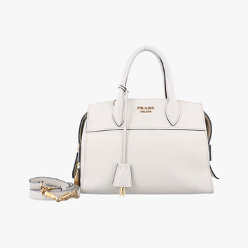 EsplanadeWhiteSAFFIANO Leather1BA045117 Xエスプラナードホワイトサフィアーノレザー1BA045117 X