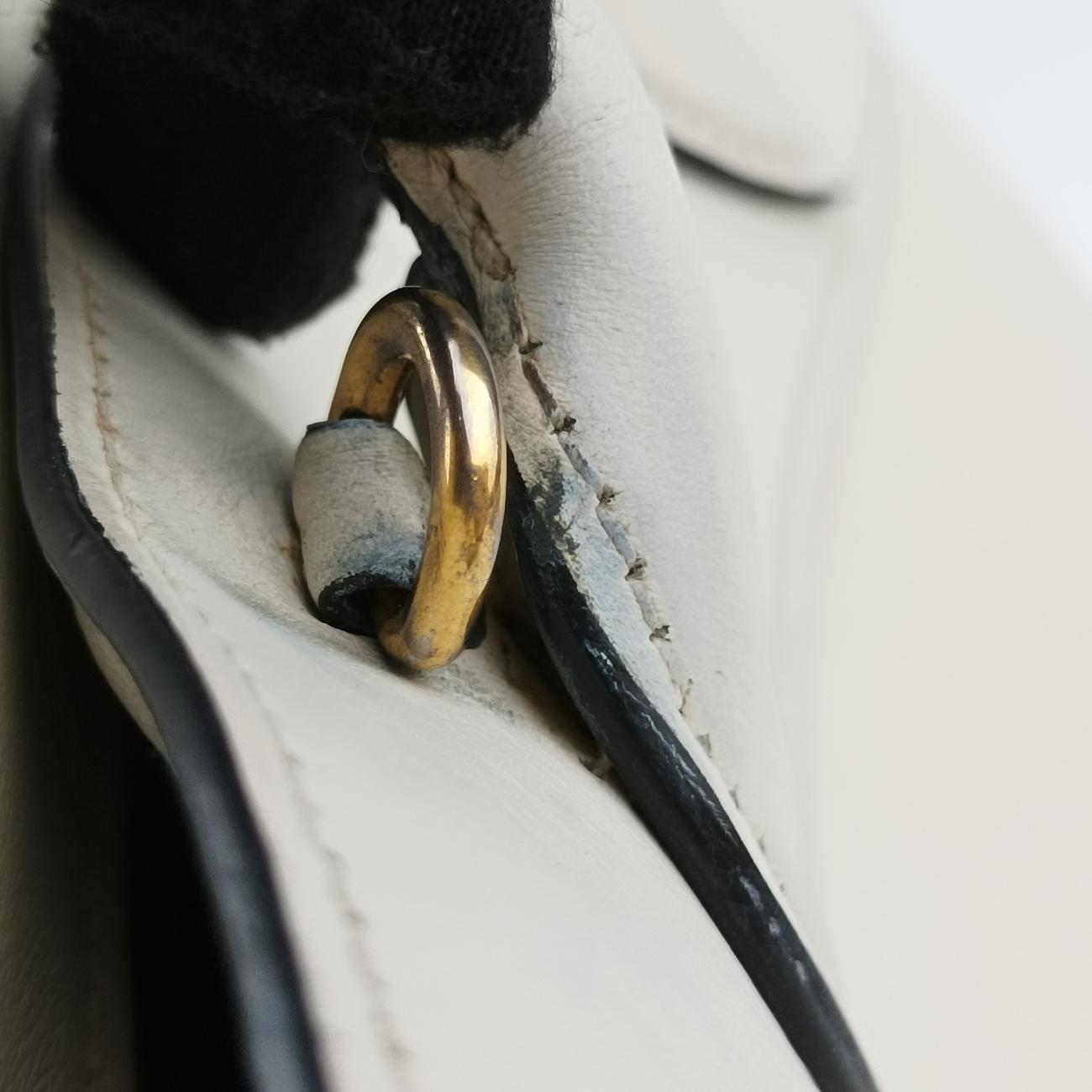 EsplanadeWhiteSAFFIANO Leather1BA045117 Xエスプラナードホワイトサフィアーノレザー1BA045117 X
