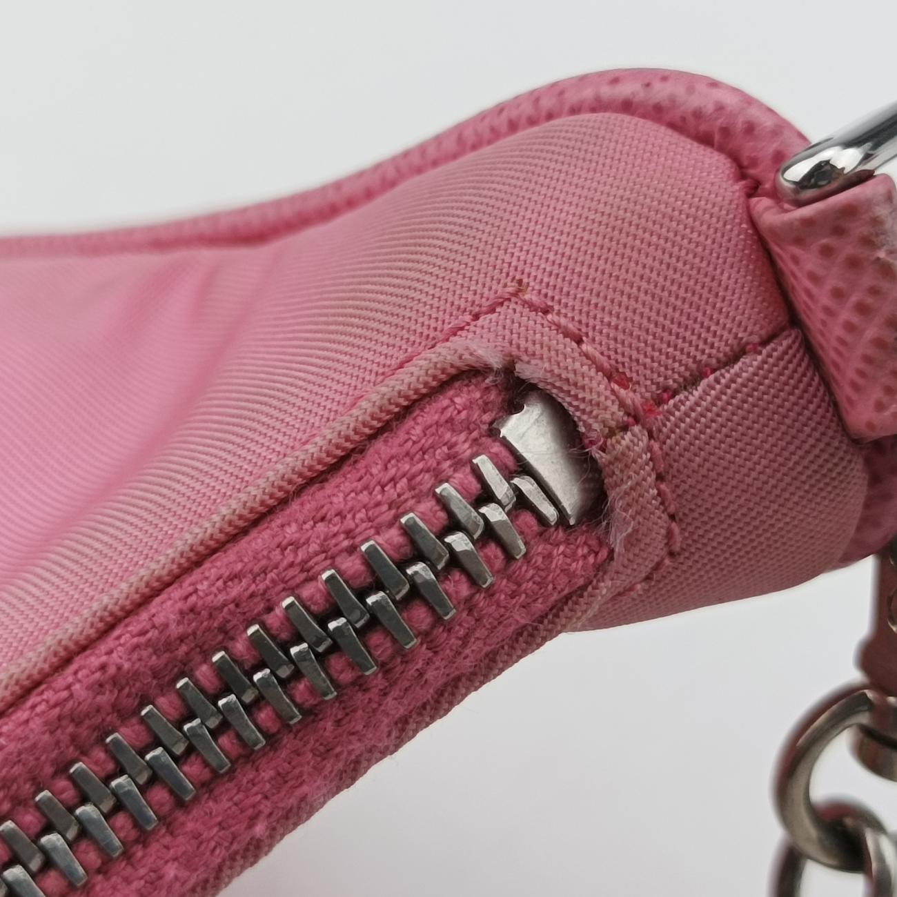 Re-Edition 2005 Nylon MiniPinknylon1TT12242リエディション2005ナイロンミニピンクナイロン1TT12242