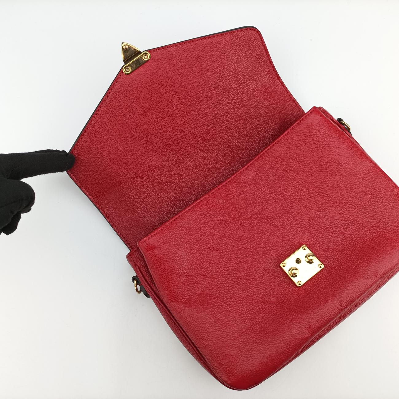 Pochette MeTIS MMScarlet RedMonogram EmpreinteM44155AR1188ポシェットメティスMMスカーレットモノグラム アンプラントM44155AR1188
