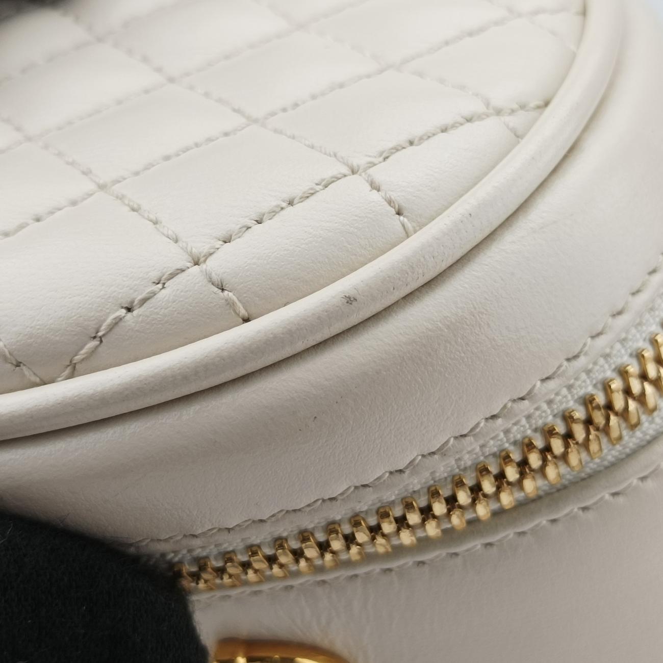 Zumi bucket TrapuntataWhiteLeather572298D028759813ズゥミ バスケットホワイトレザー572298D028759813