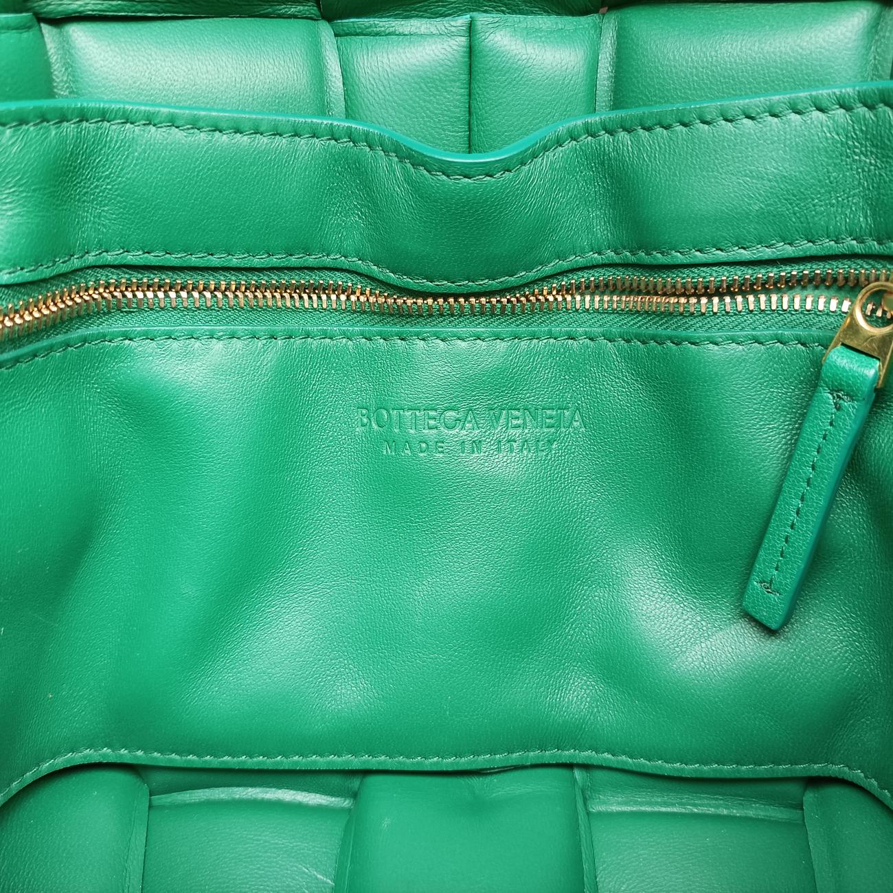 Padded CassetteGreenlambskinB09363002Wパデッド カセットグリーンラムスキンB09363002W