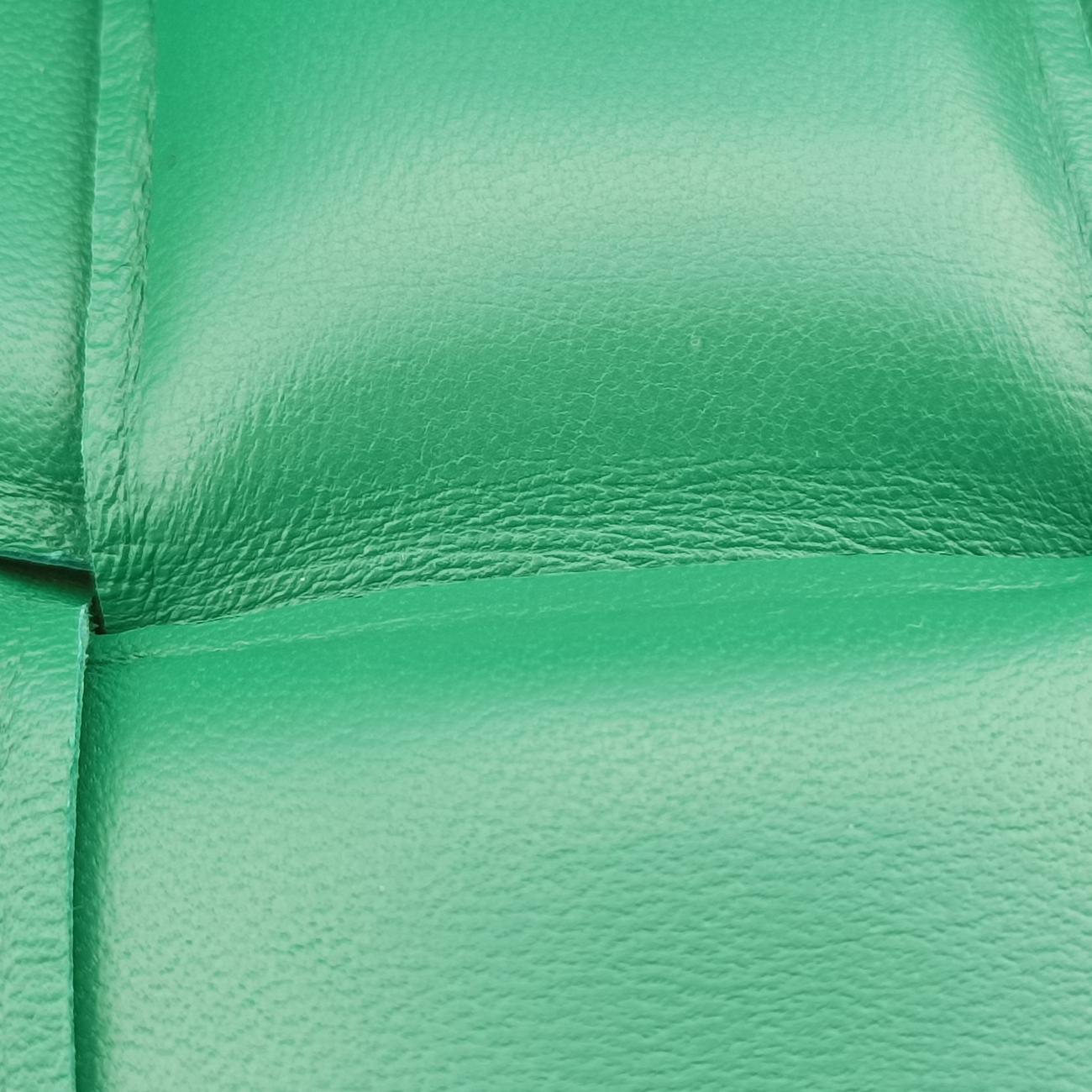 Padded CassetteGreenlambskinB09363002Wパデッド カセットグリーンラムスキンB09363002W