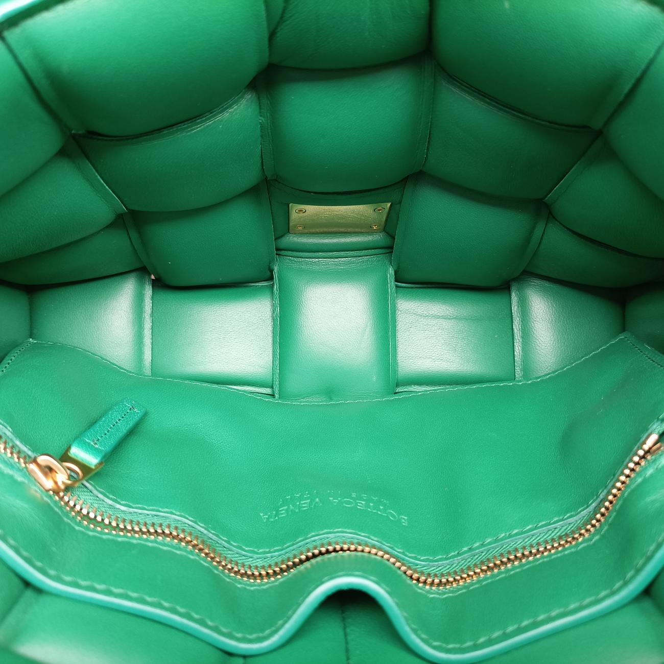 Padded CassetteGreenlambskinB09363002Wパデッド カセットグリーンラムスキンB09363002W