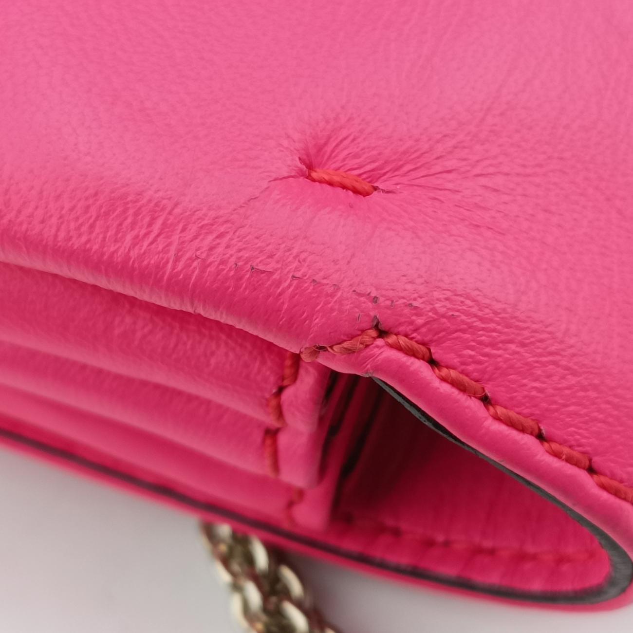 Rockstud Va Va VoomPinkLeatherBU G 975 1ロックスタッズ ヴァ ヴァ ヴームピンクレザーBU G 975 1