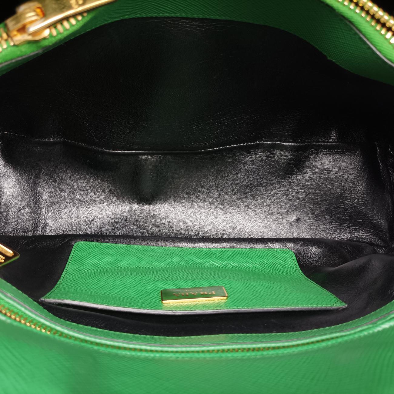Cuir Studded Open PromenadeGreenSAFFIANO　LeatherBN27536 113プロムナード スタッズグリーンサフィアーノレザーBN27536 113