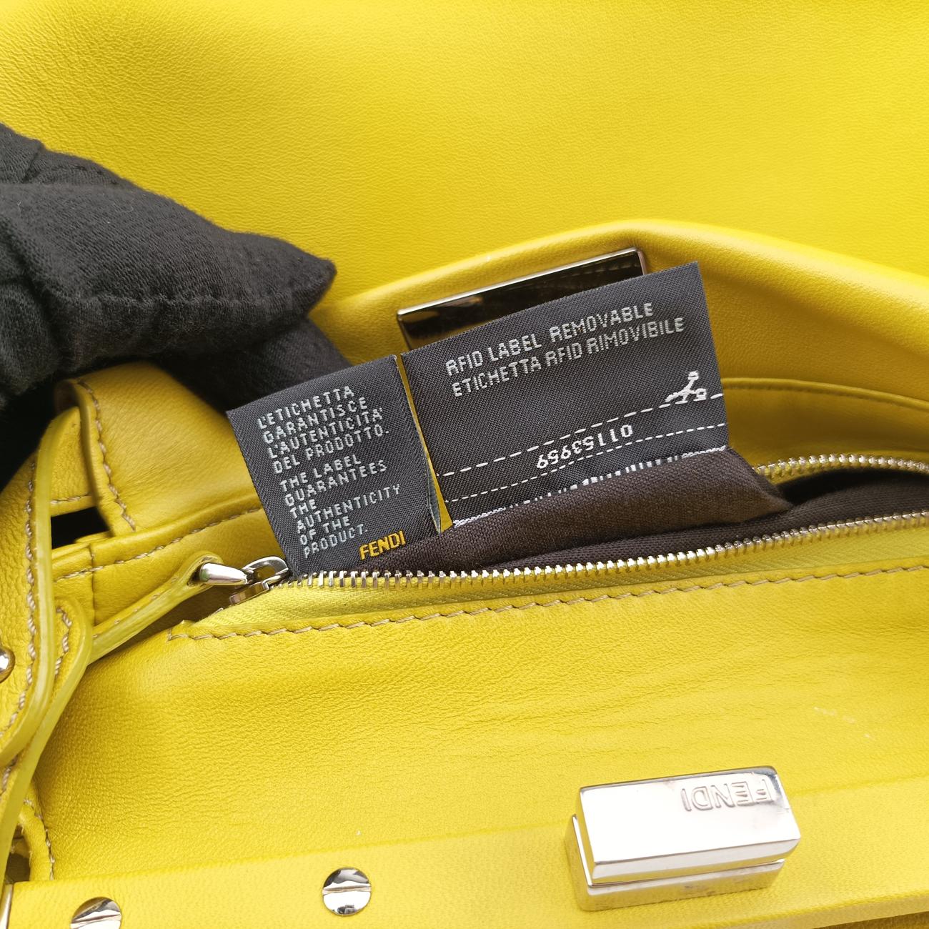 PEEKABOOYellowlambskin8BN2448BN244-K4P-149-2516ピーカブー ミニイエローラムスキン8BN2448BN244-K4P-149-2516