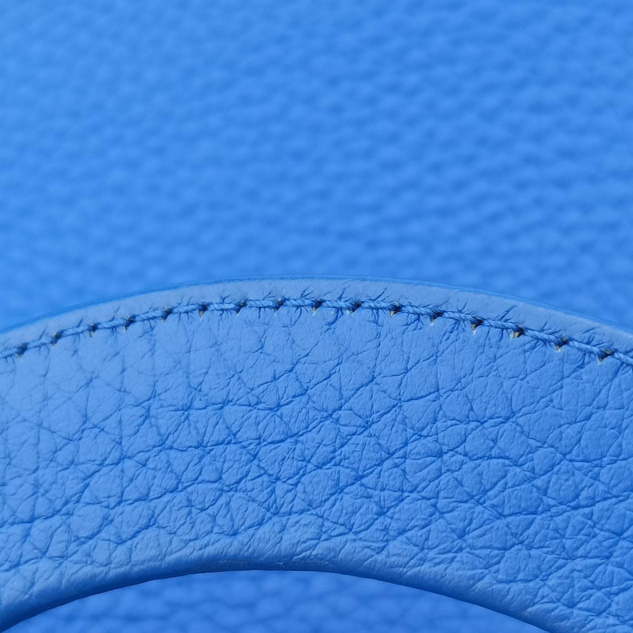 DiorissimoBlueLeather19-MA-0124ディオリッシモブルーレザー19-MA-0124