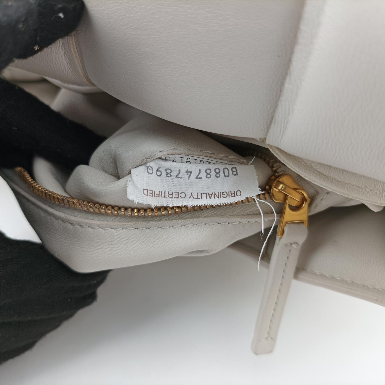 Padded CASSETTEWhitelambskinB08874789Qパデッド カセットホワイトラムスキンB08874789Q