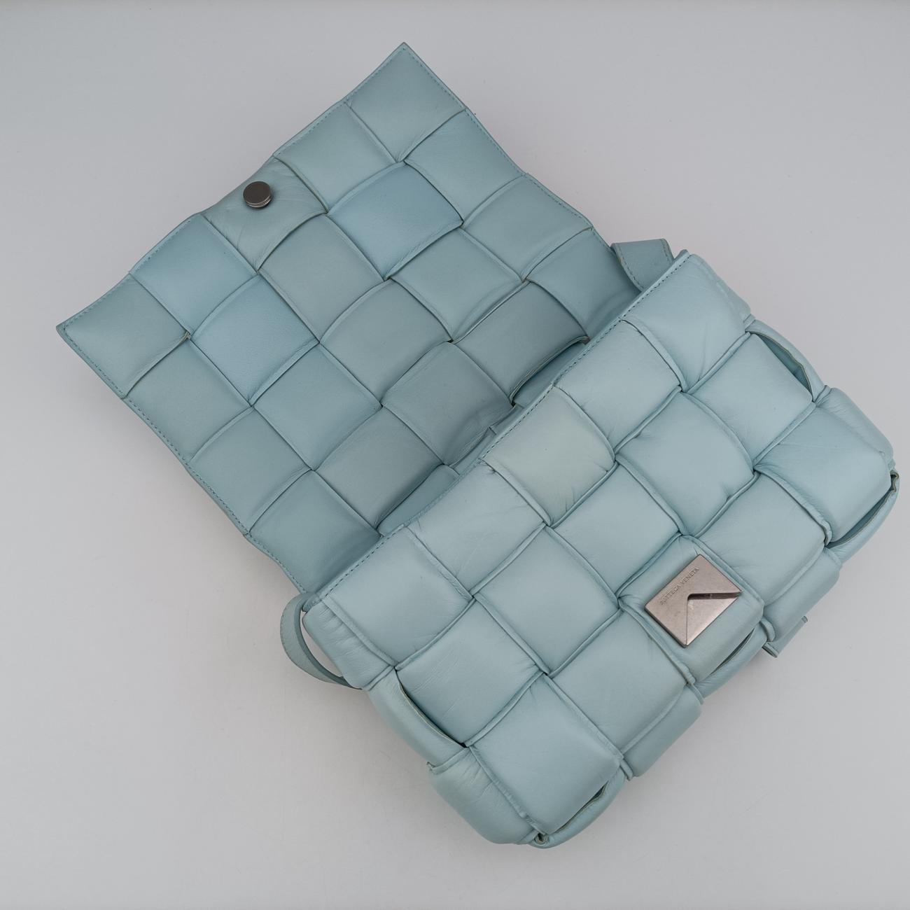 Padded CassetteBluelambskin591970B08438303Aパデッド カセットブルーラムスキン591970B08438303A