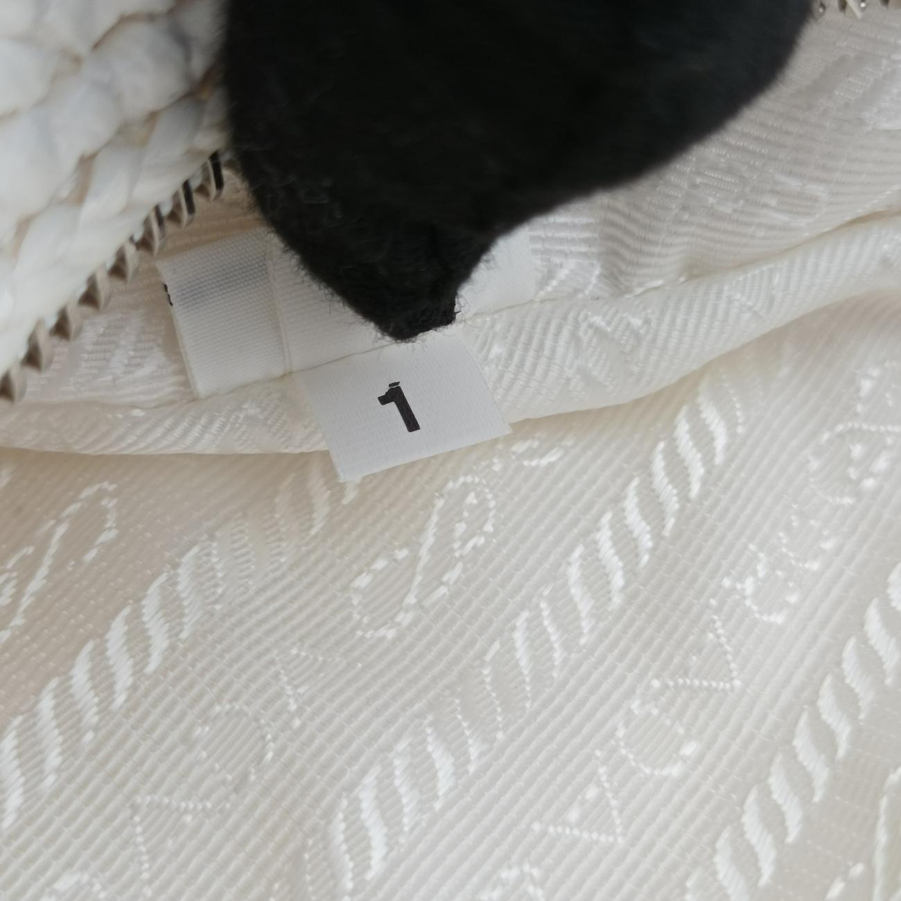 Triangle LogoWhiteStraw272 1トライアングル ロゴホワイトストロー272 1
