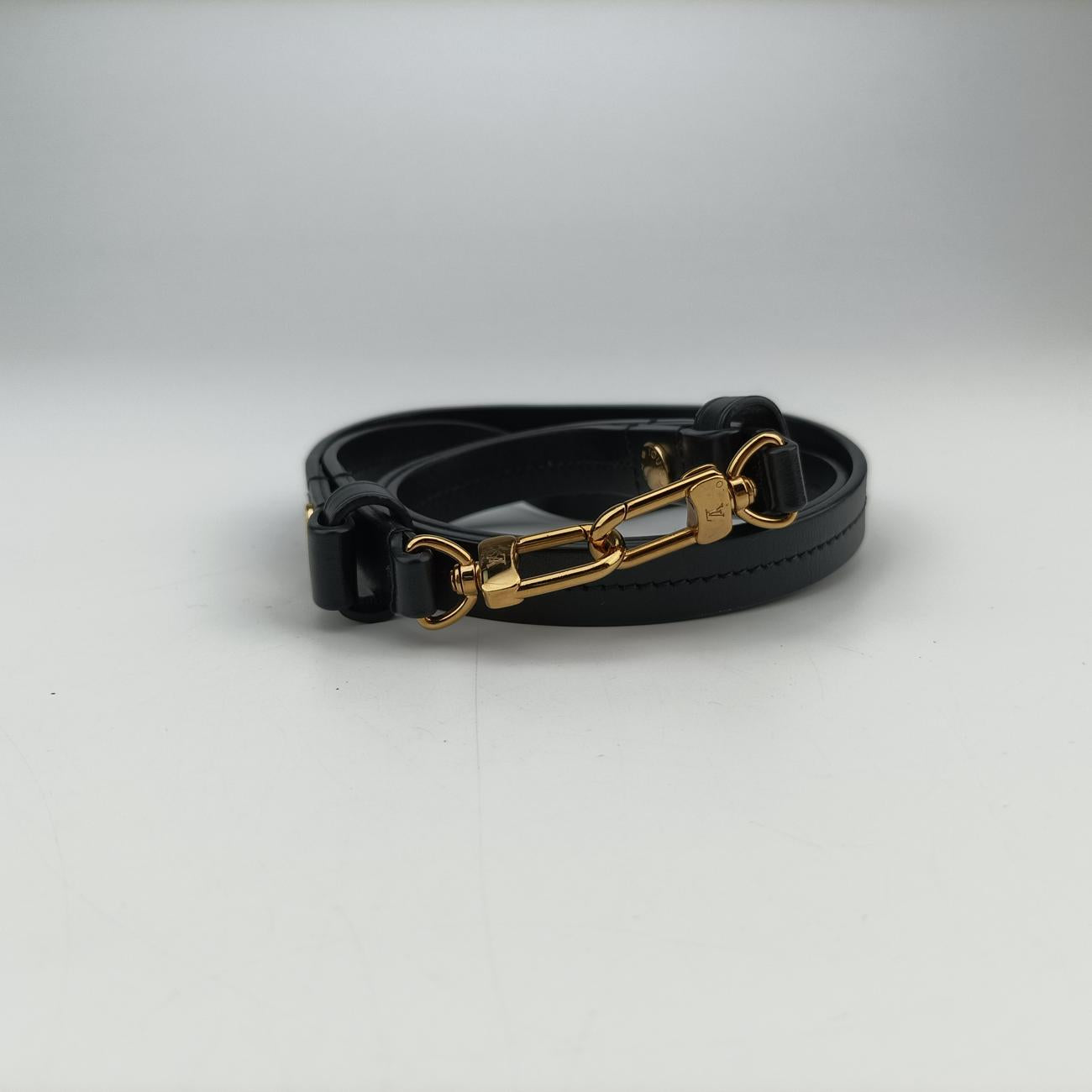 Padlock on strapBrown×Noir　Monogram canvas×leatherM80559ICチップパドロックオンストラップモノグラム/ブラウン系×ノワールモノグラムキャンバス×カーフレザーM80559ICチップ