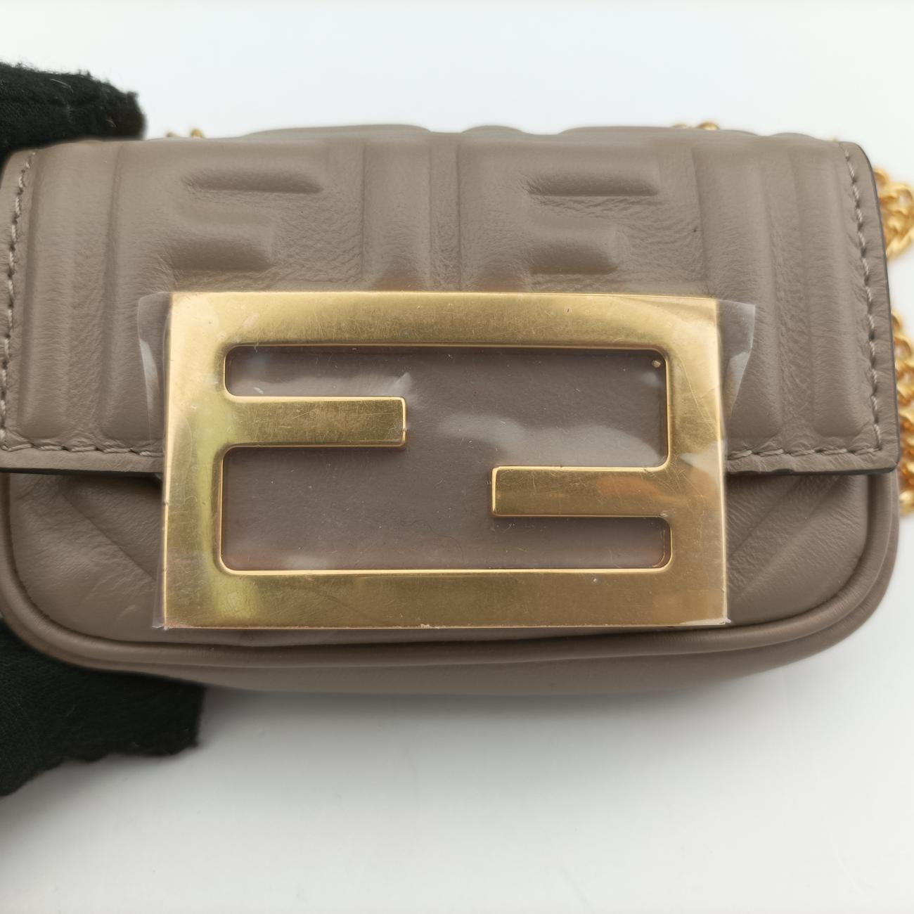Nano BaguetteBeigeLeather7AS1437AS143-AAJD-229-0189ナノバゲットベージュレザー7AS1437AS143-AAJD-229-0189