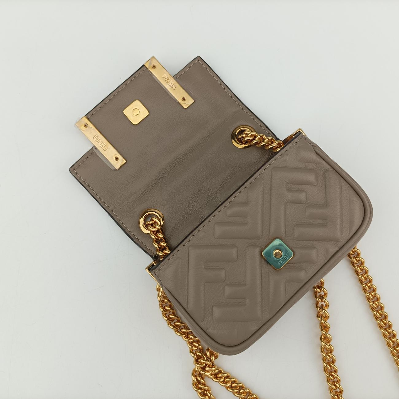 Nano BaguetteBeigeLeather7AS1437AS143-AAJD-229-0189ナノバゲットベージュレザー7AS1437AS143-AAJD-229-0189