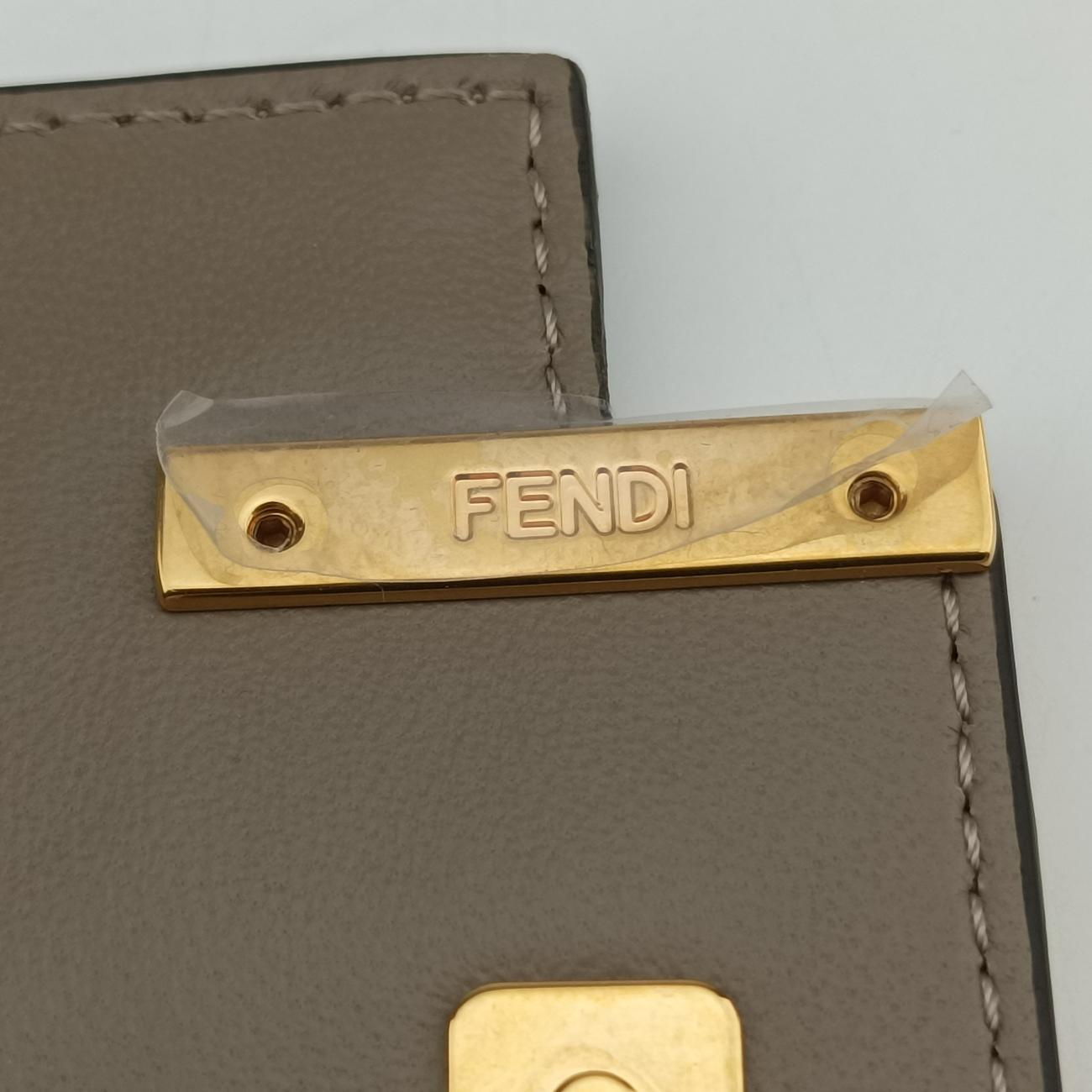Nano BaguetteBeigeLeather7AS1437AS143-AAJD-229-0189ナノバゲットベージュレザー7AS1437AS143-AAJD-229-0189