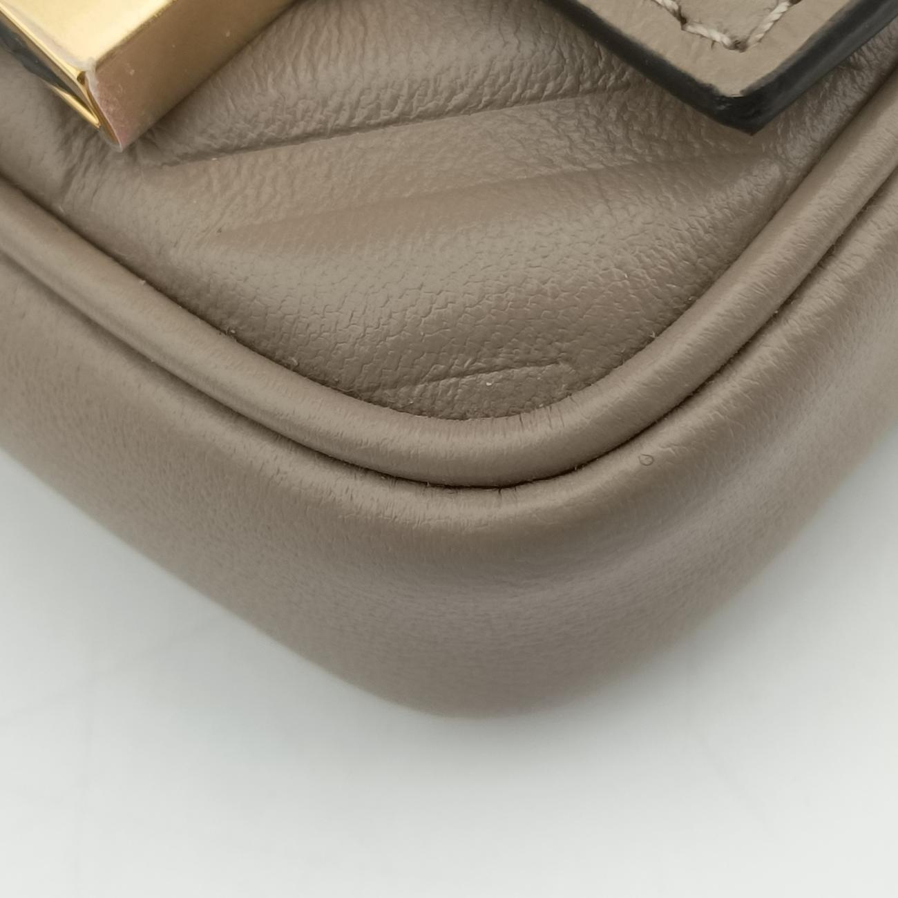 Nano BaguetteBeigeLeather7AS1437AS143-AAJD-229-0189ナノバゲットベージュレザー7AS1437AS143-AAJD-229-0189