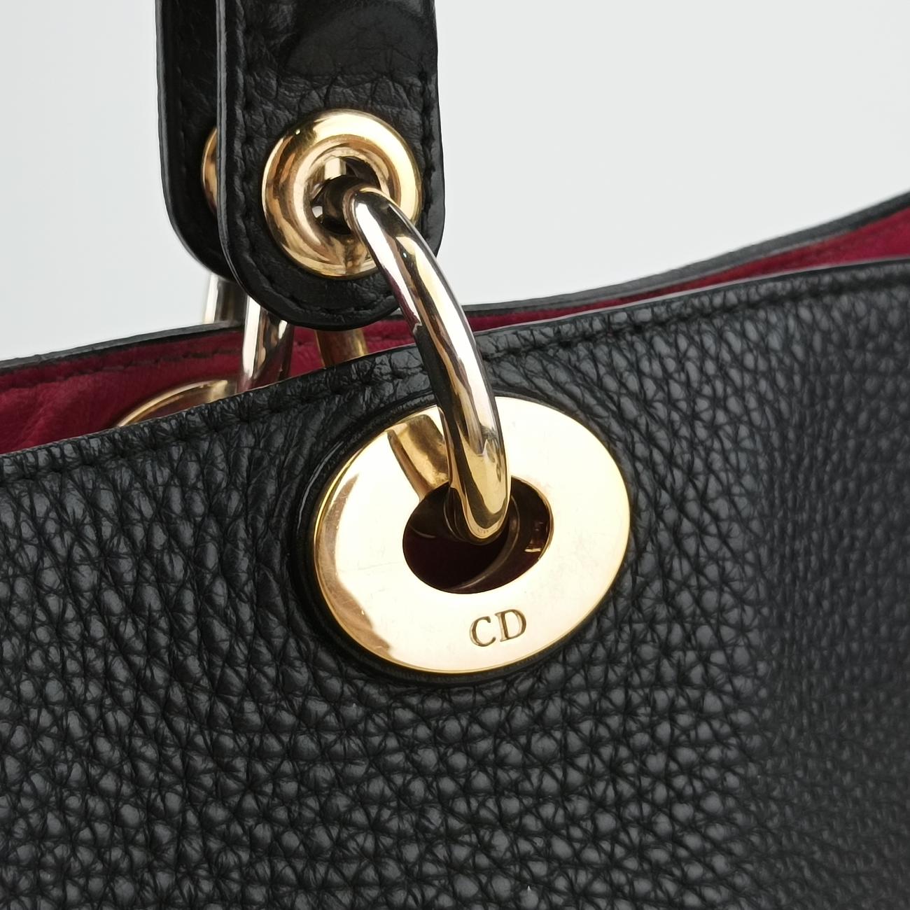 DiorissimoBlackLeather09-MA-0113ディオリッシモブラックレザー09-MA-0113