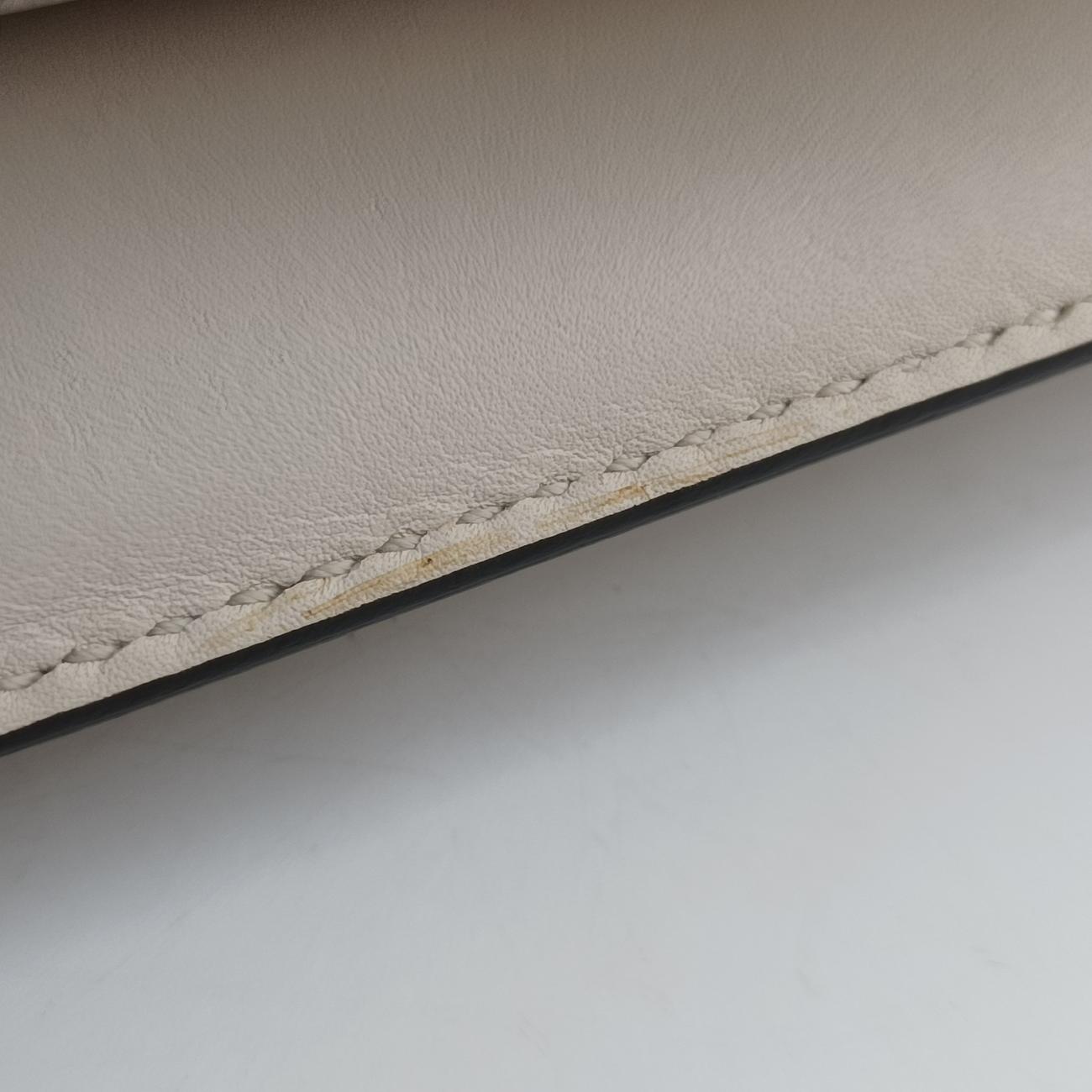 Broadway Pearl BeeWhiteLeather453778A021620502ブロードウェイ パール ビーホワイトレザー453778A021620502