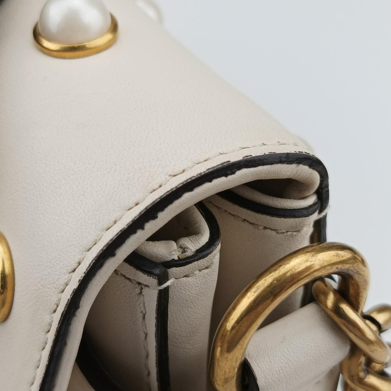 Broadway Pearl BeeWhiteLeather453778A021620502ブロードウェイ パール ビーホワイトレザー453778A021620502