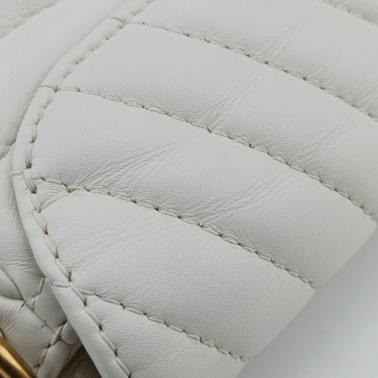 New Wave Multi-PochetteSNOWLeatherＭ56466FN4210ミュルティ ポシェットスノーレザーＭ56466FN4210