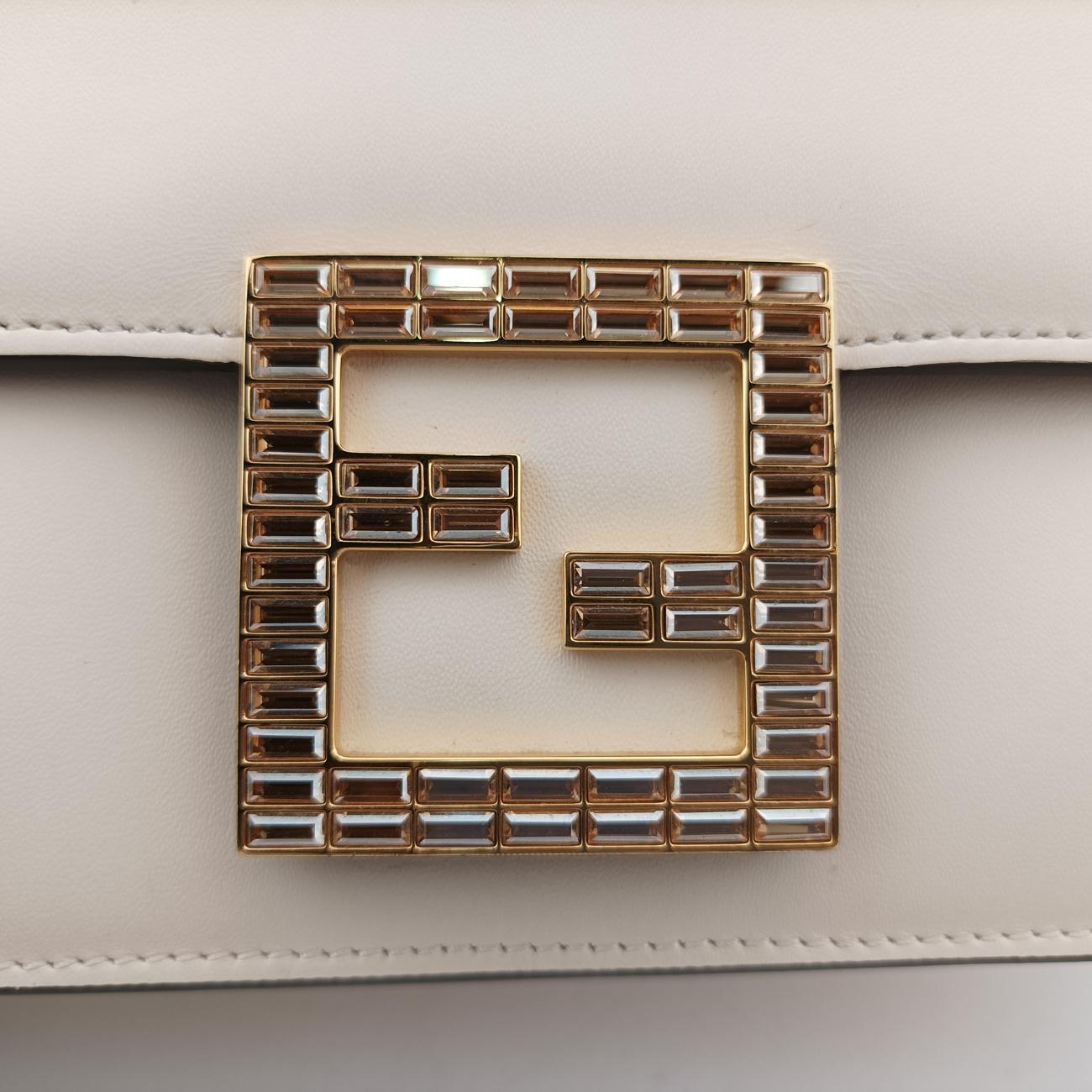 FabIvoryLeather8BT3268BT326 AAIW 209.0189ファブアイボリーレザー8BT3268BT326 AAIW 209.0189