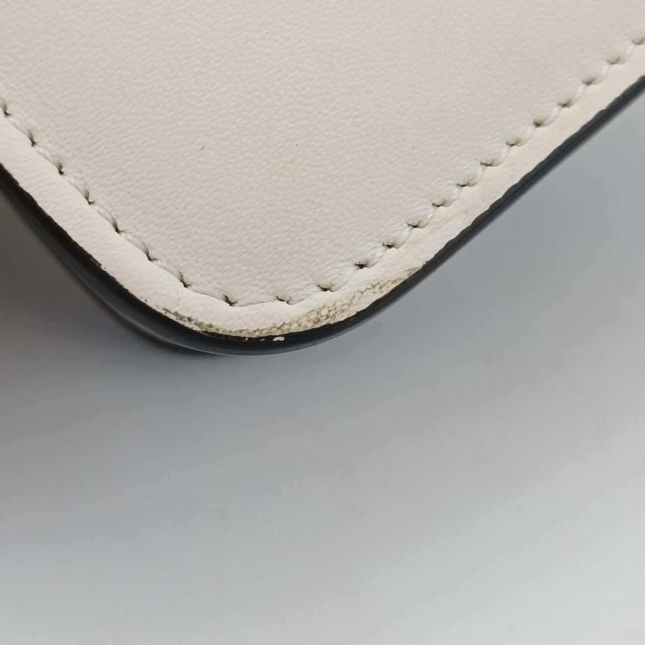 FabIvoryLeather8BT3268BT326 AAIW 209.0189ファブアイボリーレザー8BT3268BT326 AAIW 209.0189