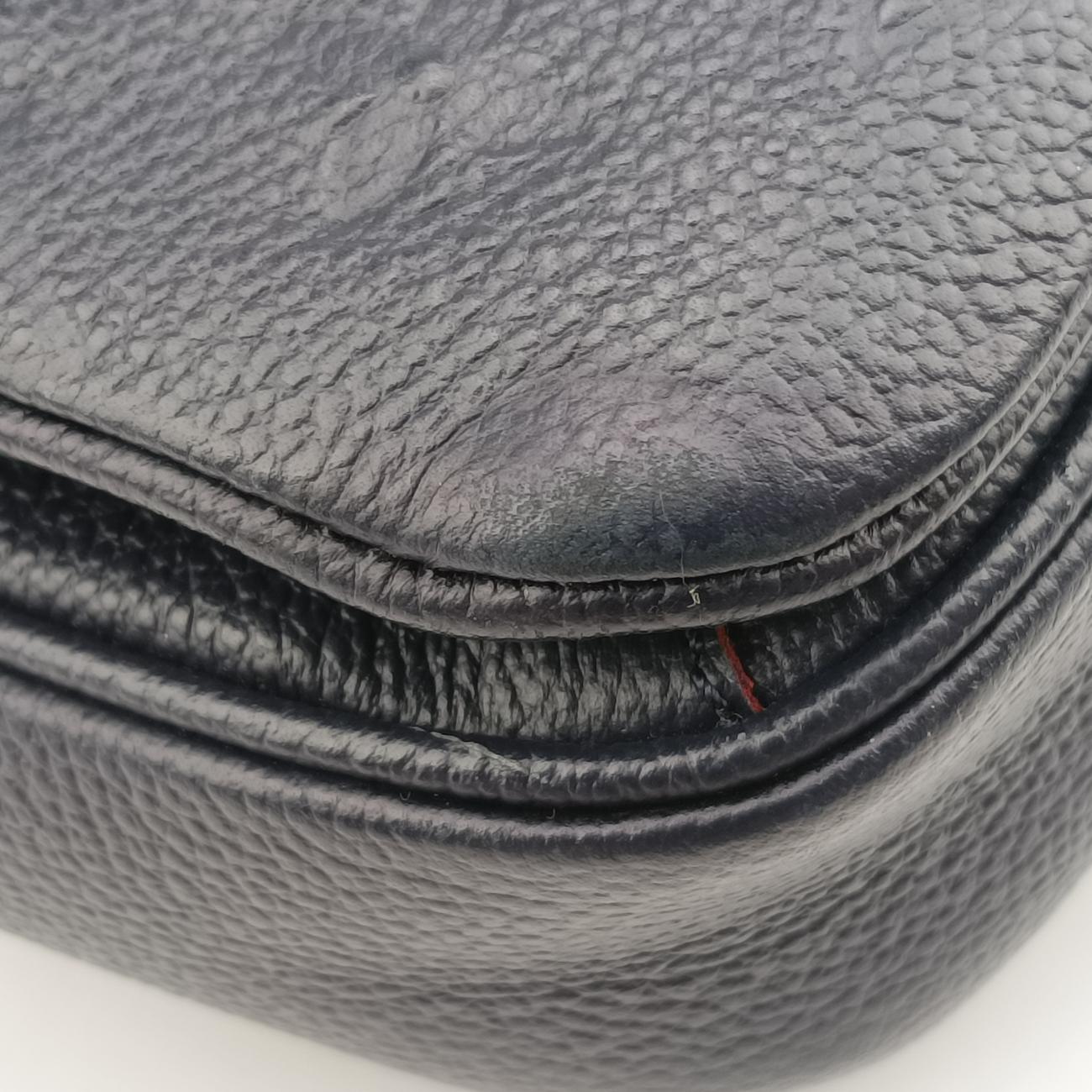 Pochette MeTIS MMNavy x Marine RougeMonogram EmpreinteM44071GI3169ポシェットメティスMMネイビー x マリーヌルージュモノグラム アンプラントM44071GI3169