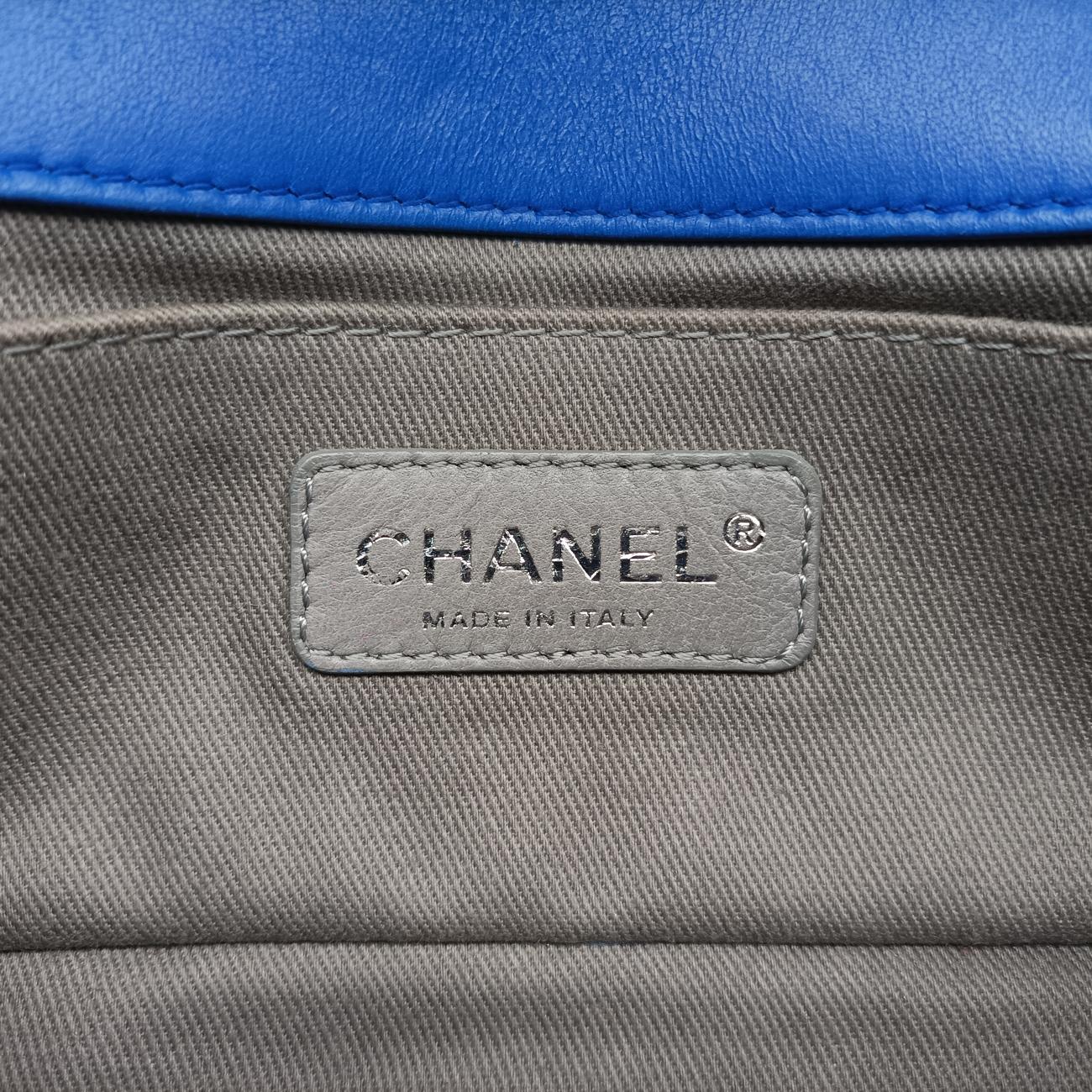 BOY CHANELBluevelourA6741617333798ボーイシャネルブルーベロアA6741617333798