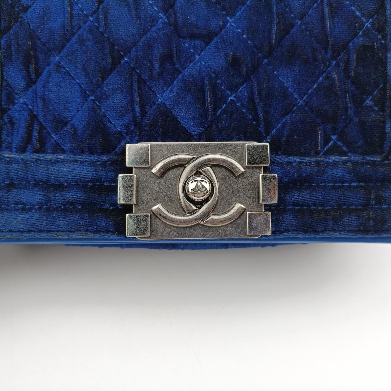 BOY CHANELBluevelourA6741617333798ボーイシャネルブルーベロアA6741617333798