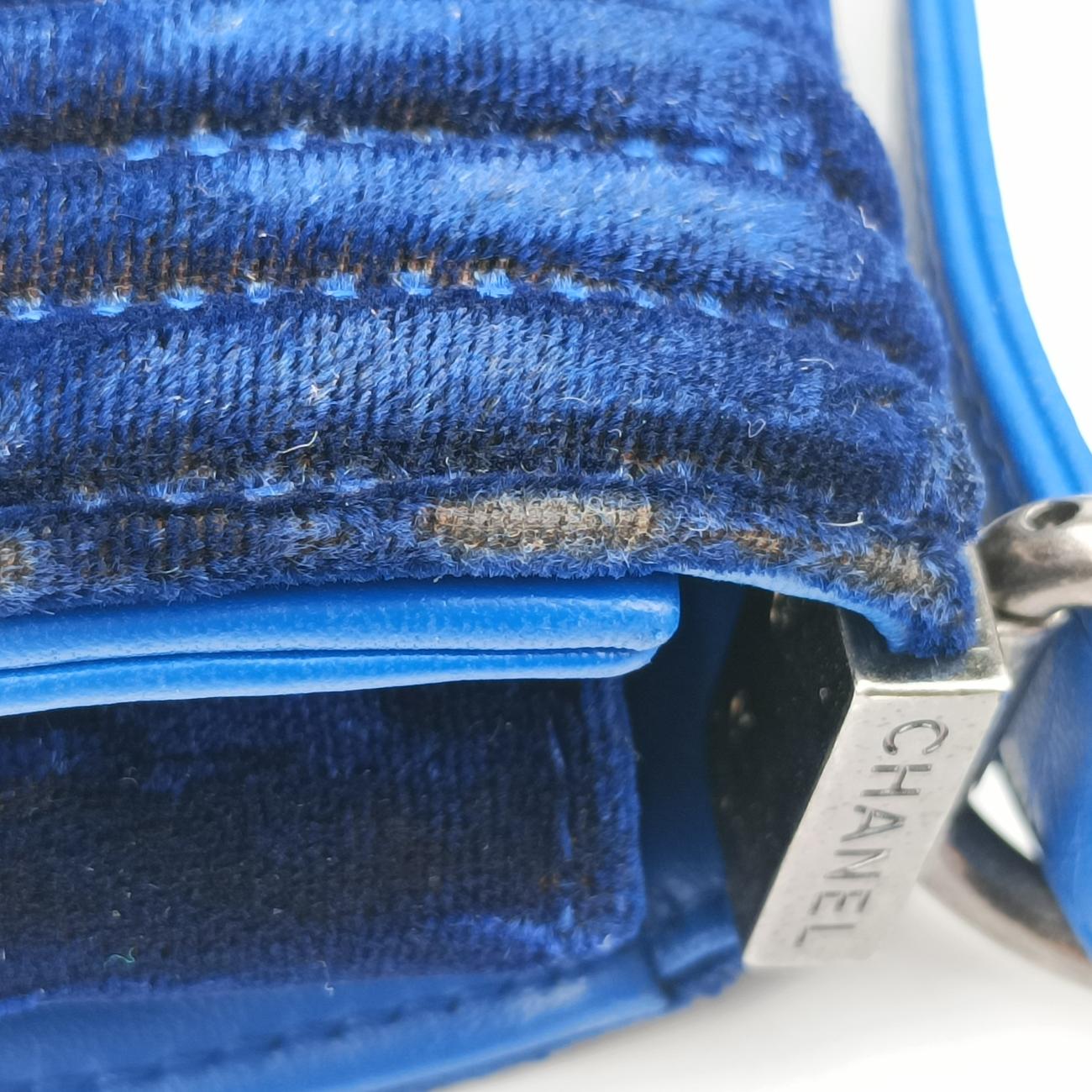 BOY CHANELBluevelourA6741617333798ボーイシャネルブルーベロアA6741617333798