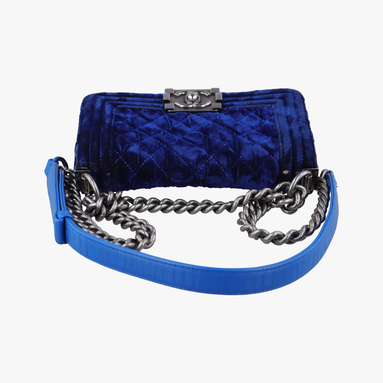 BOY CHANELBluevelourA6741617333798ボーイシャネルブルーベロアA6741617333798