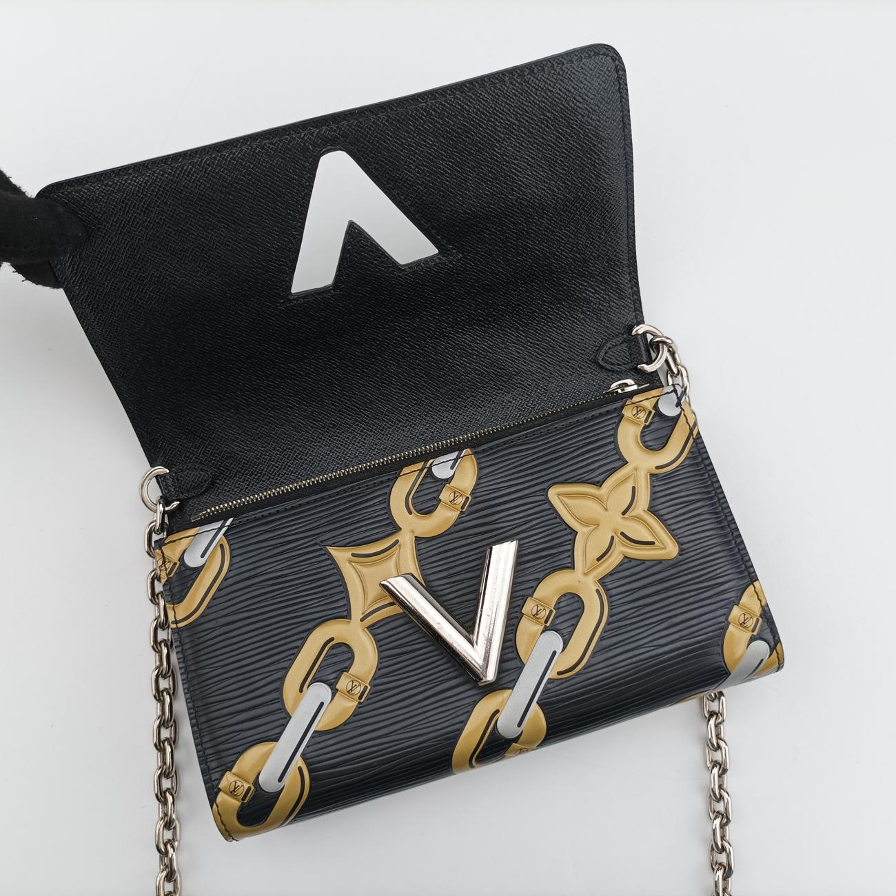 Chain Flower Print Twist Chain WalletGold x White x BlackEpiM67226SP5125チェーンフラワープリントツイストチェーンウォレットゴールド×ホワイト×ブラックエピM67226SP5125