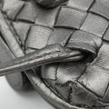 NODINI IntrecciatoSilverlambskinB04619146Rノディーニ イントレチャートシルバーラムスキンB04619146R