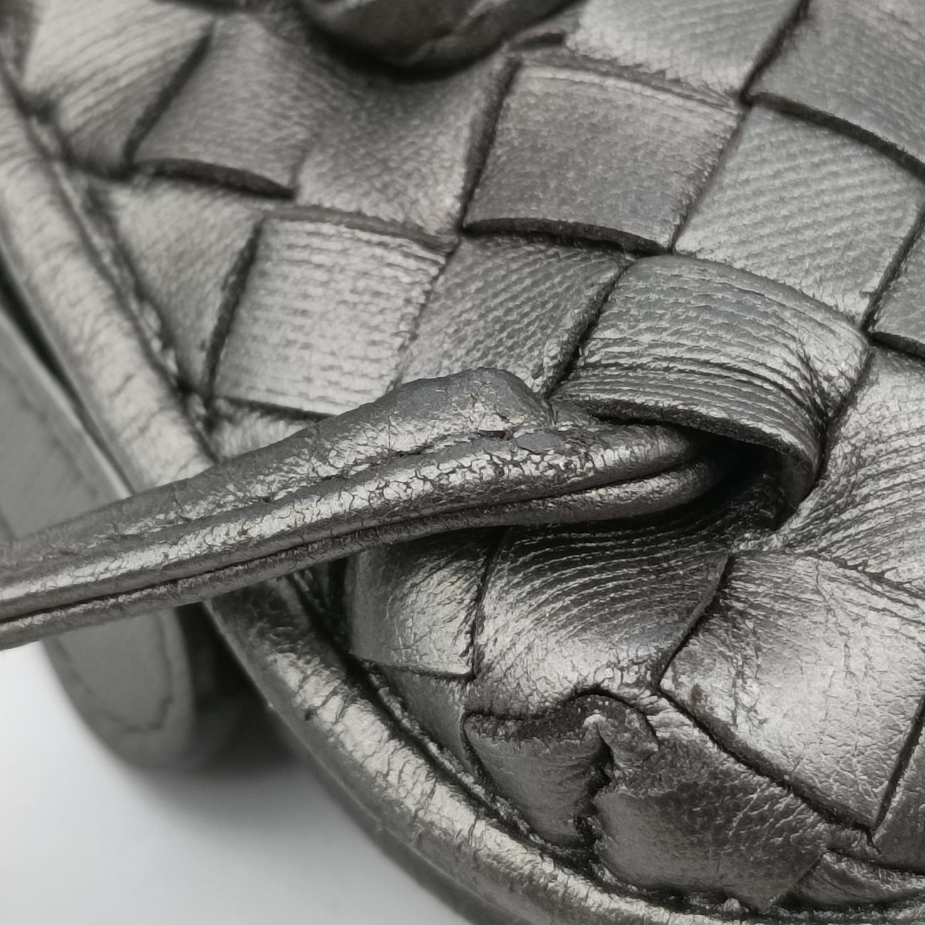 NODINI IntrecciatoSilverlambskinB04619146Rノディーニ イントレチャートシルバーラムスキンB04619146R