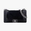 BOY CHANELBlackPatentA6701817002801ボーイシャネルブラックパテントA6701817002801