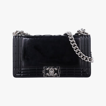 BOY CHANELBlackPatentA6701817002801ボーイシャネルブラックパテントA6701817002801