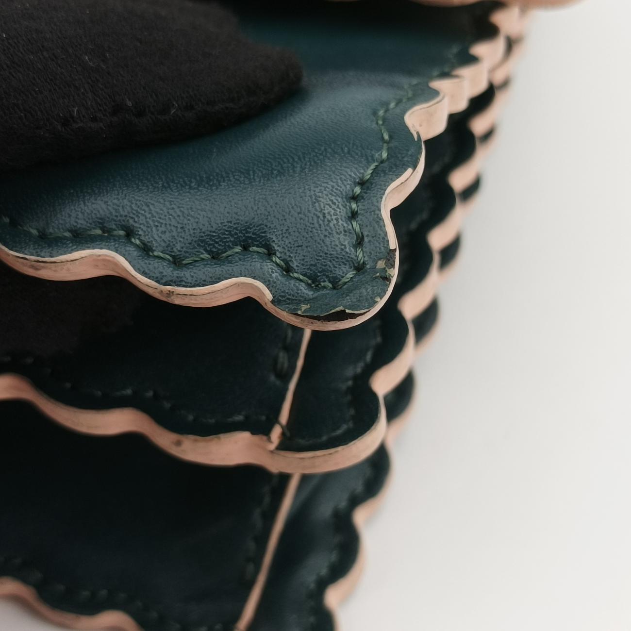 studded Kan IGreenLeather8M03818M0381 A18Q 189.0189スタッズ キャナイグリーンレザー8M03818M0381 A18Q 189.0189