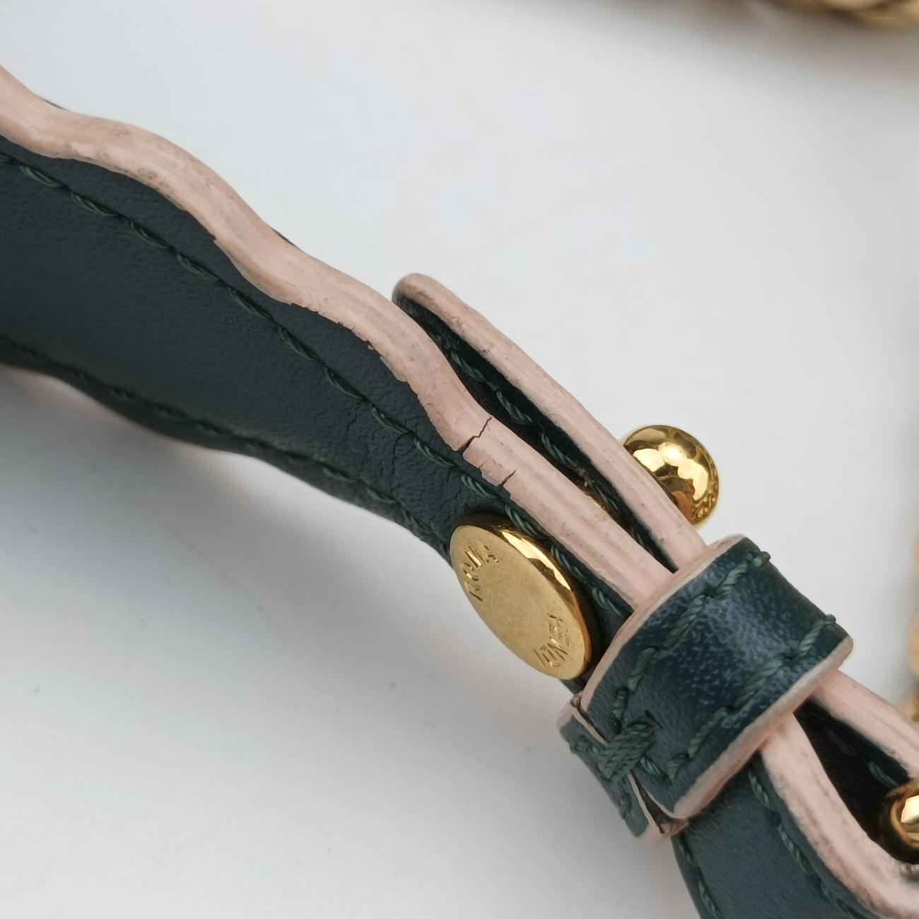 studded Kan IGreenLeather8M03818M0381 A18Q 189.0189スタッズ キャナイグリーンレザー8M03818M0381 A18Q 189.0189