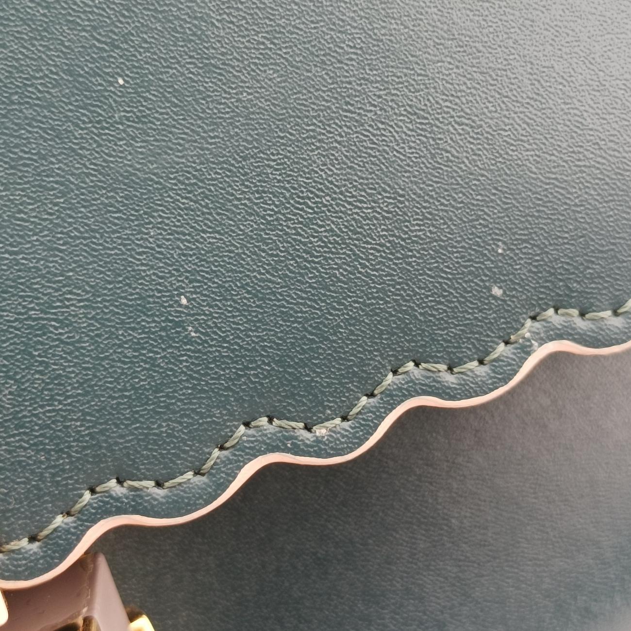 studded Kan IGreenLeather8M03818M0381 A18Q 189.0189スタッズ キャナイグリーンレザー8M03818M0381 A18Q 189.0189