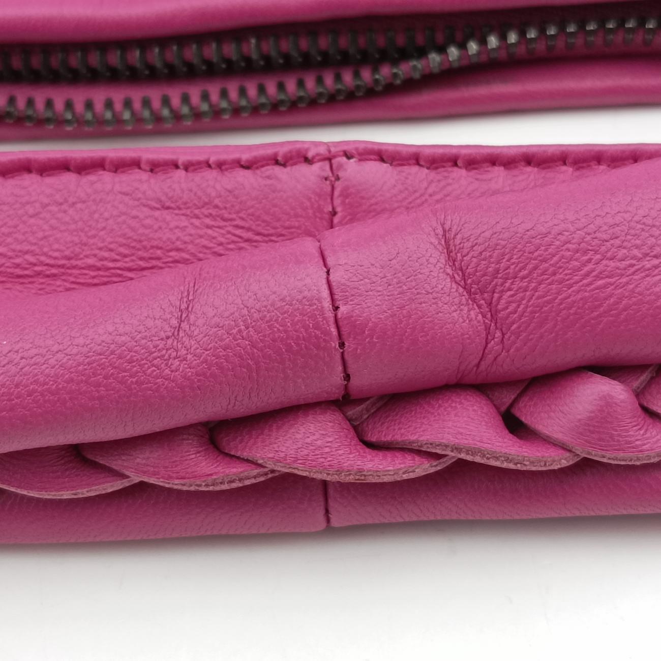 IntrecciatoPinklambskin115654 V0016 6262 EPEV 2011 1884 Aイントレチャートピンクラムスキン115654 V0016 6262 EPEV 2011 1884 A