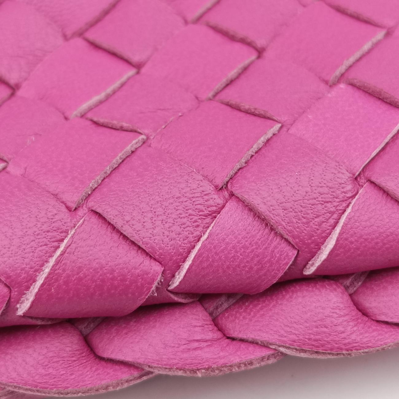 IntrecciatoPinklambskin115654 V0016 6262 EPEV 2011 1884 Aイントレチャートピンクラムスキン115654 V0016 6262 EPEV 2011 1884 A