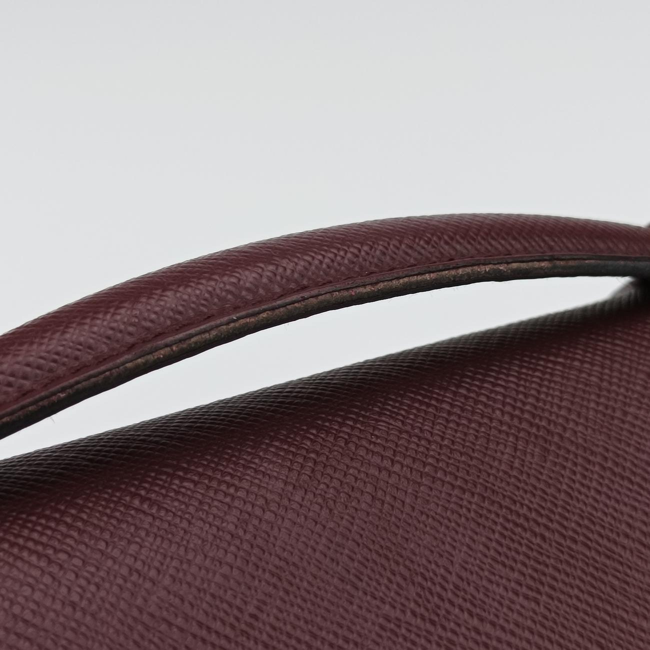 Sound SatchelBordeauxSAFFIANO LeatherBT096014/Jサウンド サッチェルボルドーサフィアーノレザーBT096014/J
